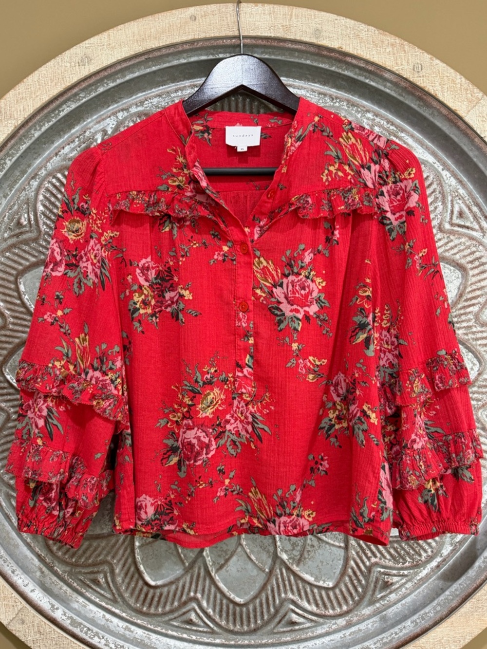 New- sundays Red Floral Gauzy Oversized Ruffle Puff Sleeve Button-Front Blouse